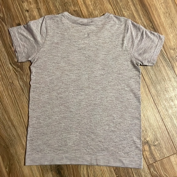 Lululemon Swiftly Relaxed Short Sleeve T-Shirt - Picture 2 of 4